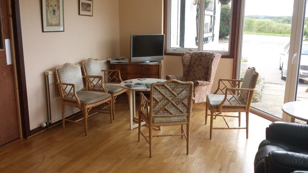 Covenanters Inn Dingwall Extérieur photo